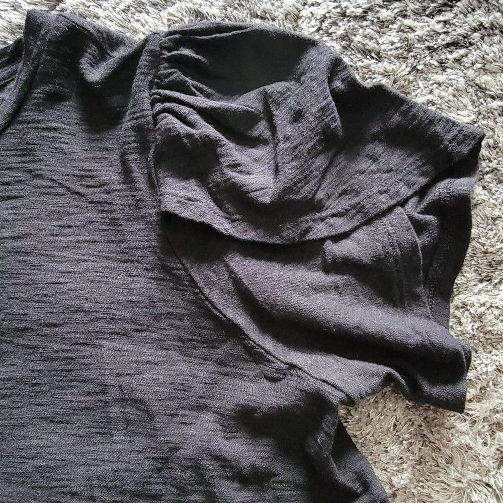 Express Flutter Sleeve Top - Picture 3 of 4